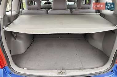 Минивэн Mazda Premacy 2002 в 