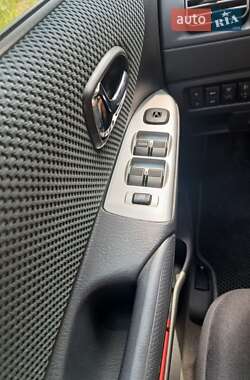 Минивэн Mazda Premacy 2004 в  фото 22 Минивэн Mazda Premacy 2004 в