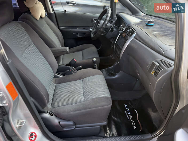 Мінівен Mazda Premacy 2004 в Одесі фото 27 Мінівен Mazda Premacy 2004 в Одесі