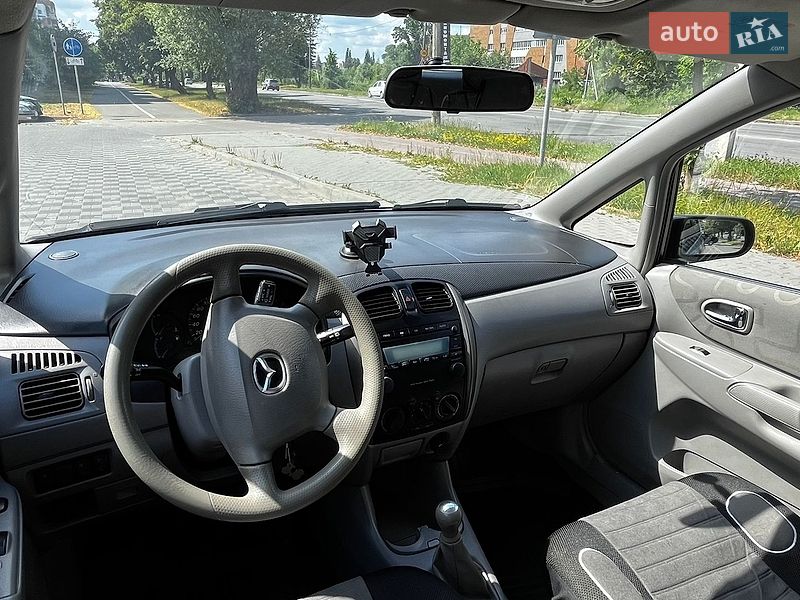 Минивэн Mazda Premacy 2003 в Хмельницком фото 6 Минивэн Mazda Premacy 2003 в Хмельницком