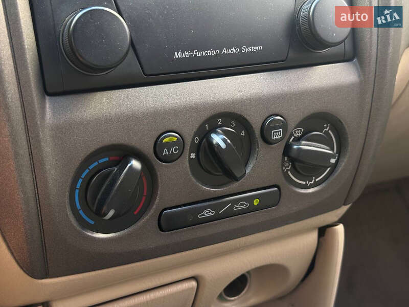 Седан Mazda Protege 2003 в Киеве фото 18 Седан Mazda Protege 2003 в Киеве