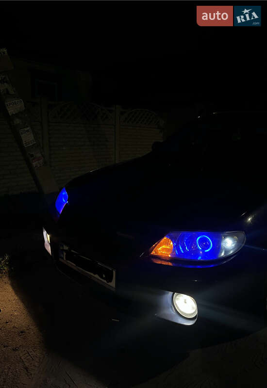 Седан Mazda Protege 2002 в Дніпрі