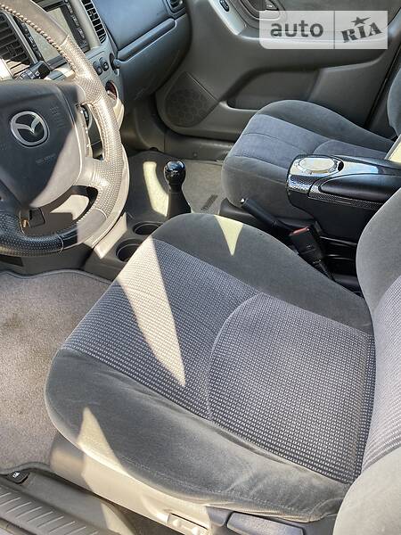 Позашляховик / Кросовер Mazda Tribute 2004 в Херсоні