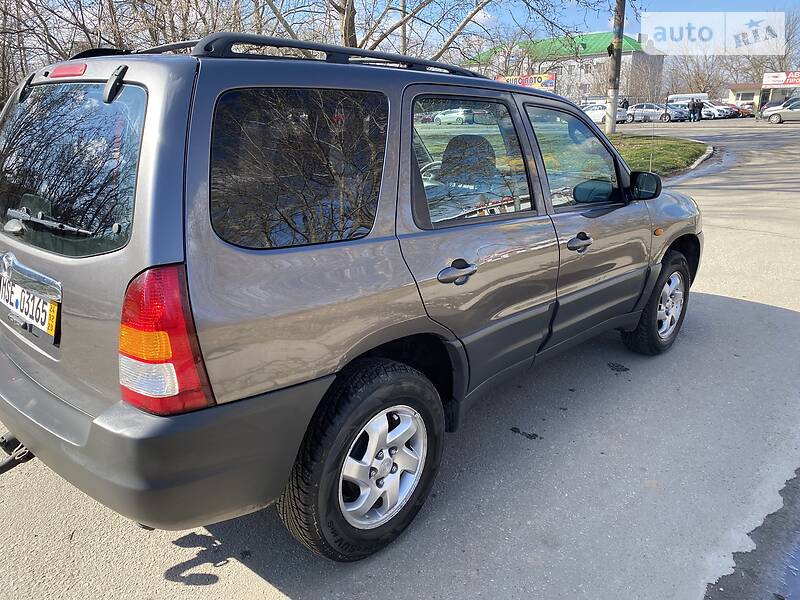Позашляховик / Кросовер Mazda Tribute 2004 в Херсоні