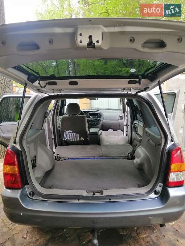 Внедорожник / Кроссовер Mazda Tribute 2002 в Ирпене