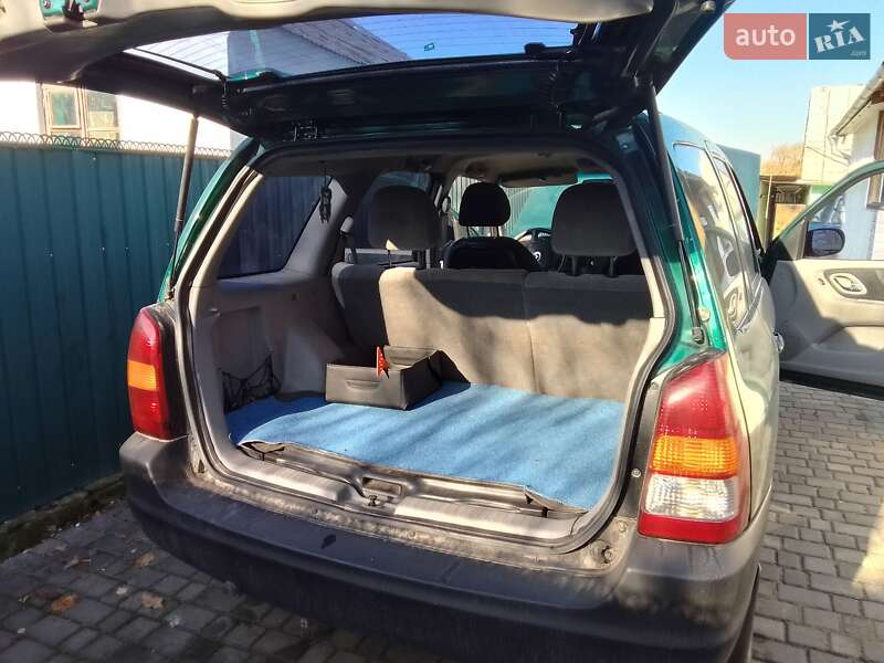Внедорожник / Кроссовер Mazda Tribute 2001 в Остроге