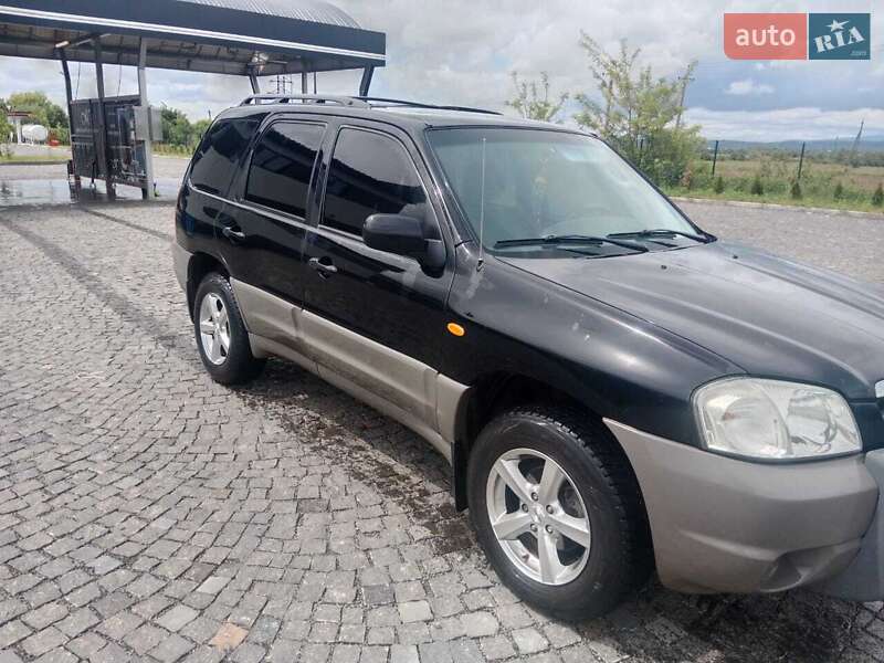 Внедорожник / Кроссовер Mazda Tribute 2003 в Ужгороде