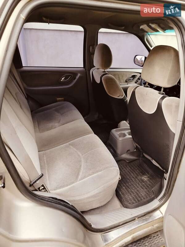 Внедорожник / Кроссовер Mazda Tribute 2001 в Золочеве фото 10 Внедорожник / Кроссовер Mazda Tribute 2001 в Золочеве