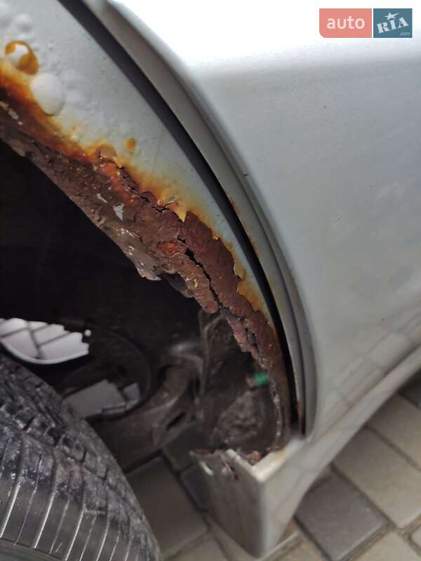 Позашляховик / Кросовер Mazda Tribute 2003 в Дніпрі