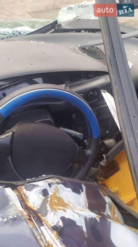 Седан Mazda Xedos 6 1993 в Корюковке