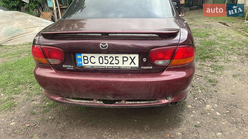 Седан Mazda Xedos 6 1999 в Львове