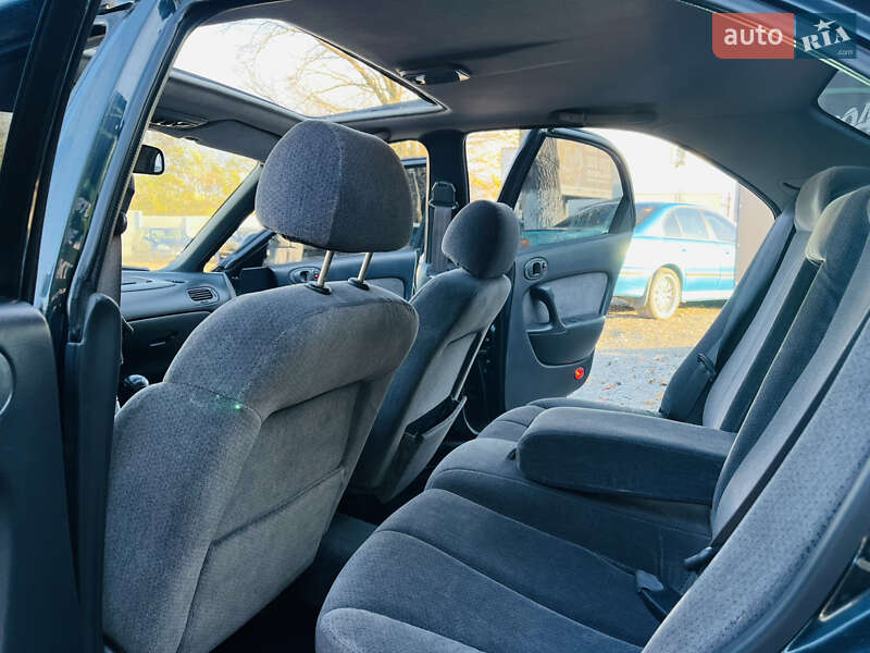 Седан Mazda Xedos 6 1996 в Харькове