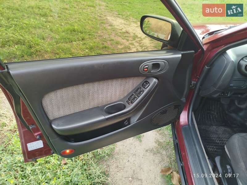 Седан Mazda Xedos 6 1994 в Одессе