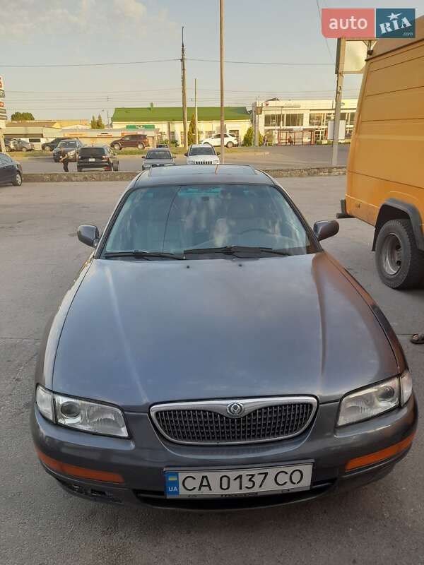 Седан Mazda Xedos 9 1995 в Черкасах