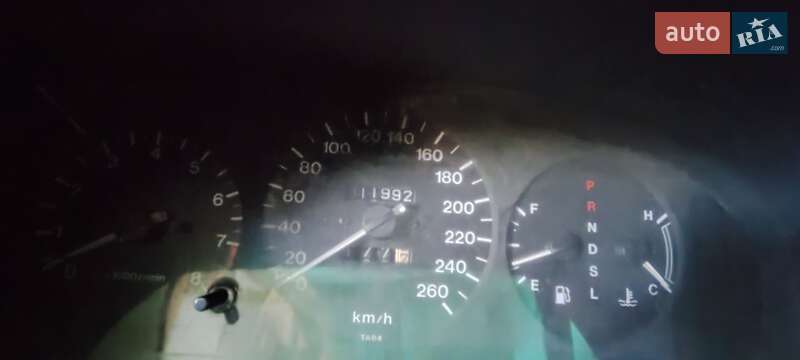 Седан Mazda Xedos 9 2000 в Хотине