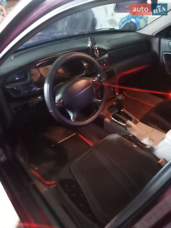 Седан Mazda Xedos 9 1995 в Чугуеве