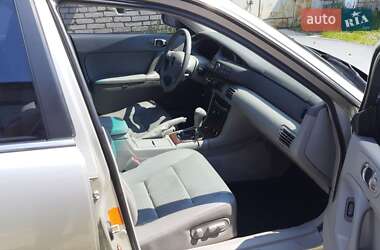 Седан Mazda Xedos 9 2001 в 