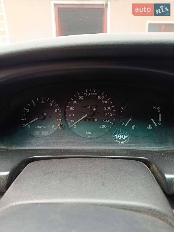 Седан Mazda Xedos 9 1997 в Бучачі