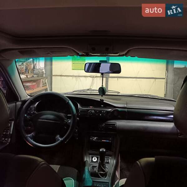 Седан Mazda Xedos 9 1995 в Знаменке