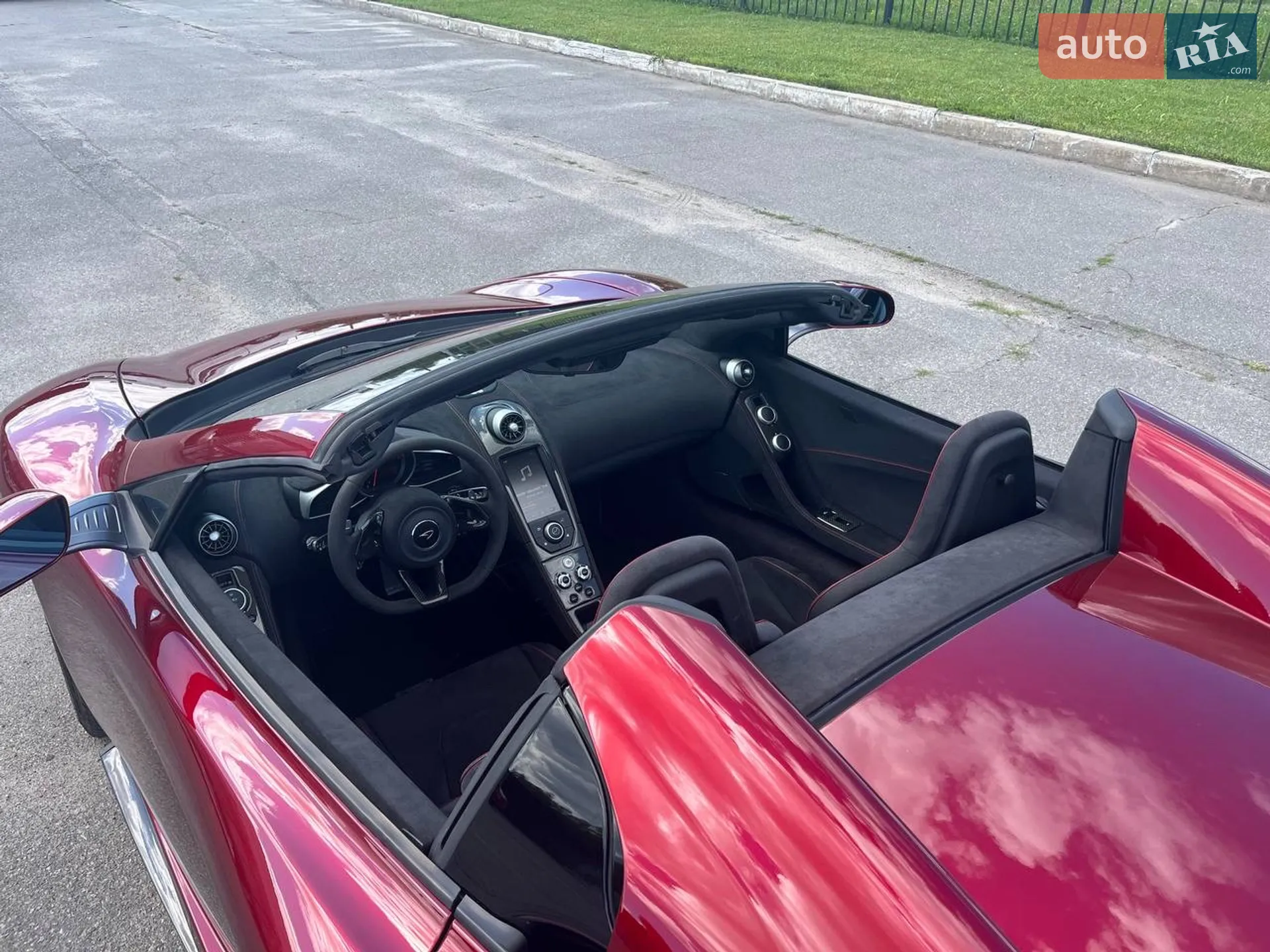 2014 McLaren 650S - мініатюра 18