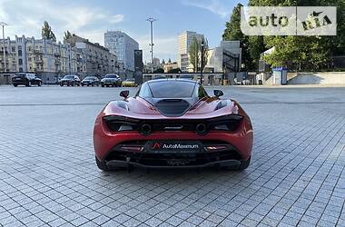 Кабриолет McLaren 720S 2018 в Киеве