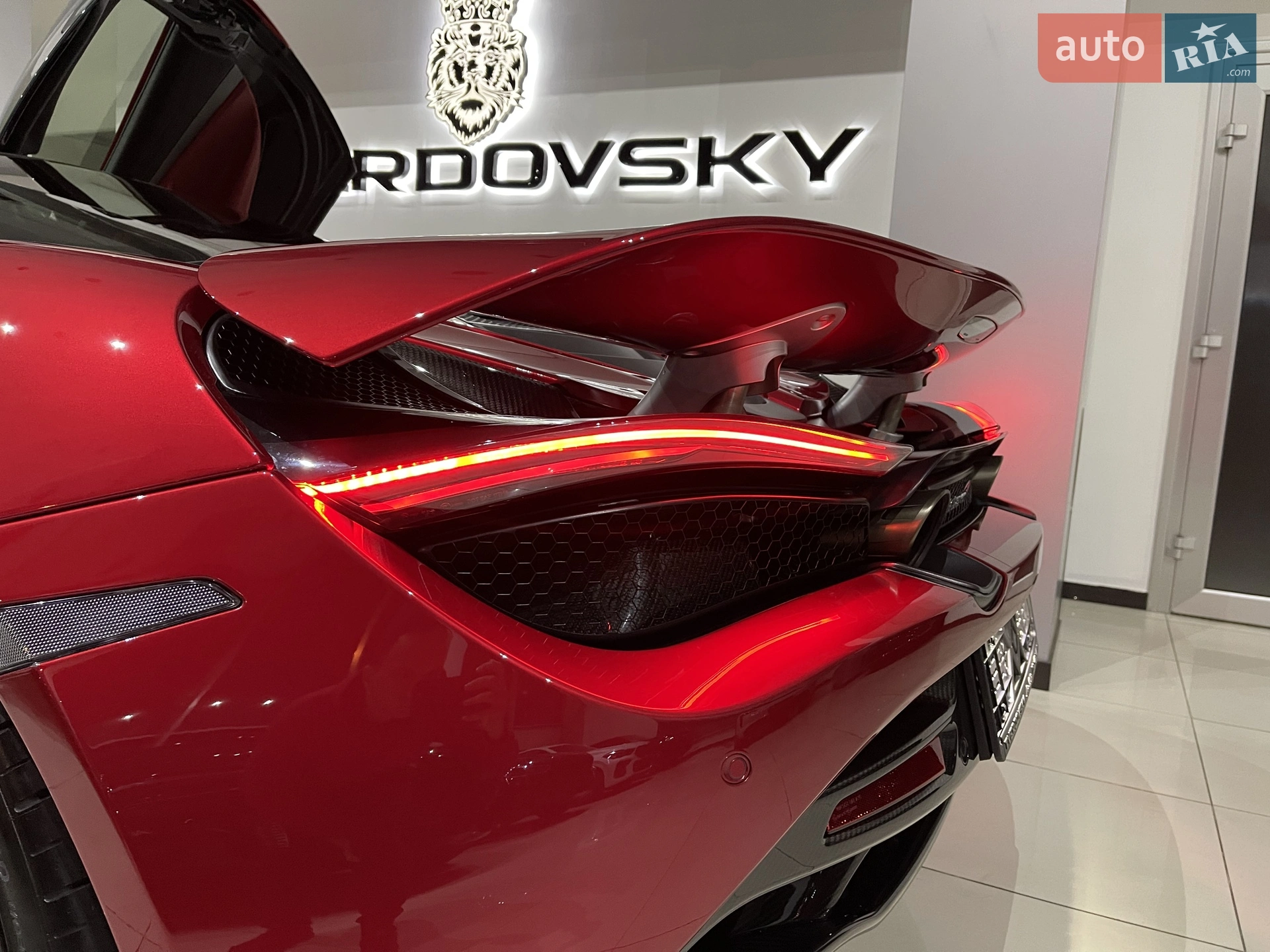 2018 McLaren 720S - мініатюра 26