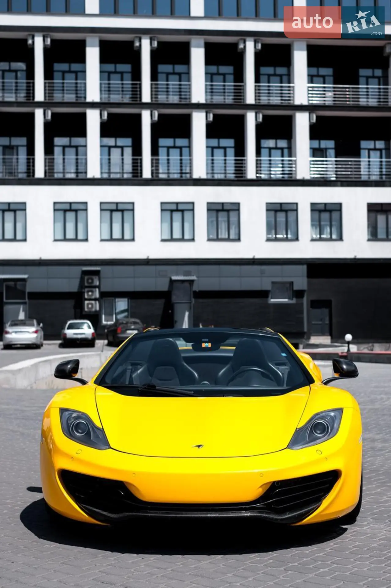 2013 McLaren MP4-12C - мініатюра 10