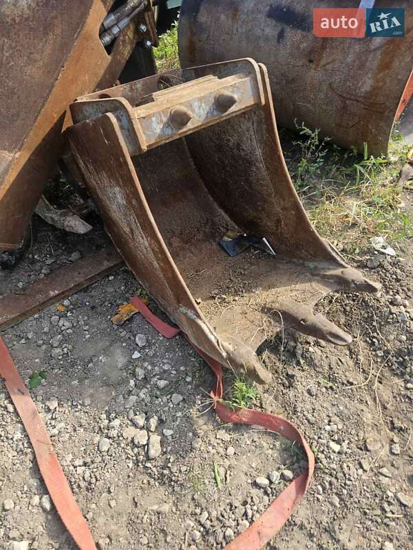 Колесный экскаватор Mecalac 12MXT 2011 в Бучаче фото 31 Колесный экскаватор Mecalac 12MXT 2011 в Бучаче