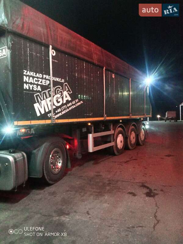Самоскид напівпричіп MEGA BPW 2008 в Кропивницькому