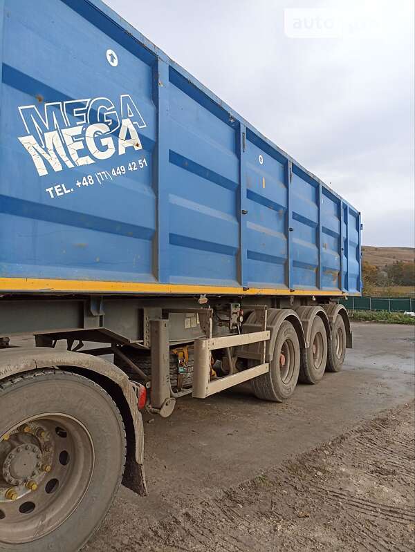 Зерновоз - причіп MEGA MNW 2008 в Кременці