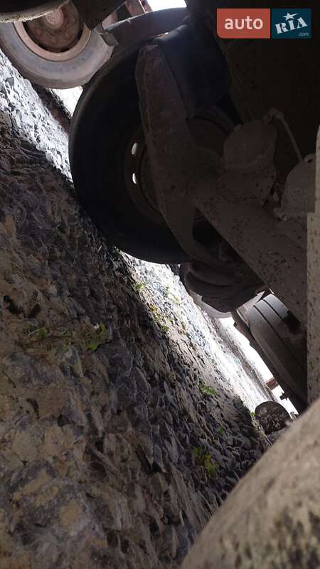 Самоскид напівпричіп MEGA SAF 2006 в Рівному