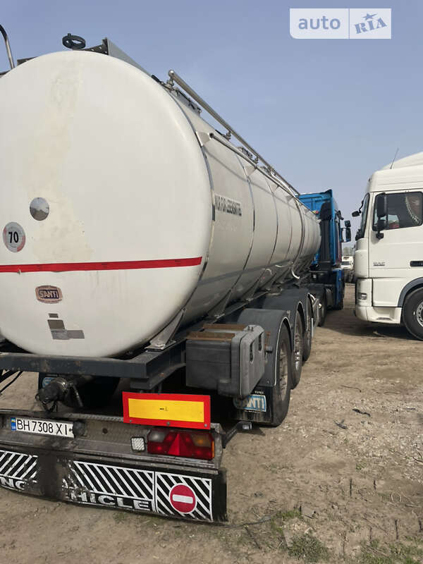 Цистерна напівпричіп Menci SA 2010 в Теплодарі