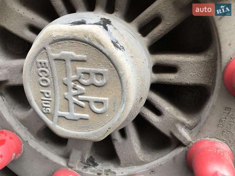 Цистерна полуприцеп Menci SA 2014 в Львове