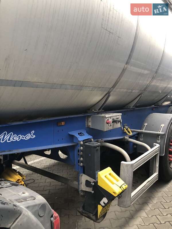 Цистерна полуприцеп Menci SA 2014 в Львове