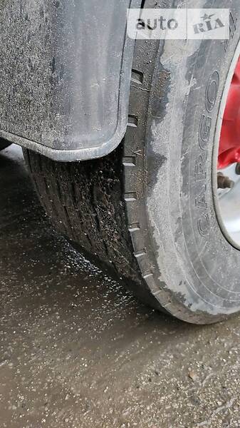 Для перевезення тварин - напівпричіп Menke 324 2007 в Радомишлі