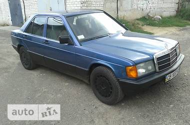 Седан Mercedes-Benz 190 1985 в Чернігові