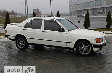 Седан Mercedes-Benz 190 1986 в Николаеве