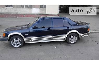 Седан Mercedes-Benz 190 1983 в 