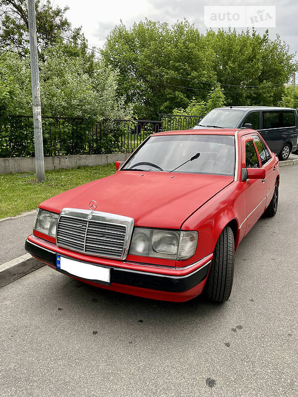 Седан Mercedes-Benz 190 1991 в Киеве