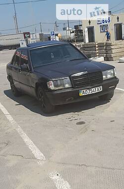 Седан Mercedes-Benz 190 1993 в Міжгір'ї