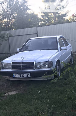 Седан Mercedes-Benz 190 1989 в Переяславе