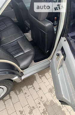 Седан Mercedes-Benz 190 1988 в 