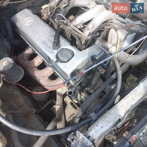 Седан Mercedes-Benz 190 1986 в Киеве