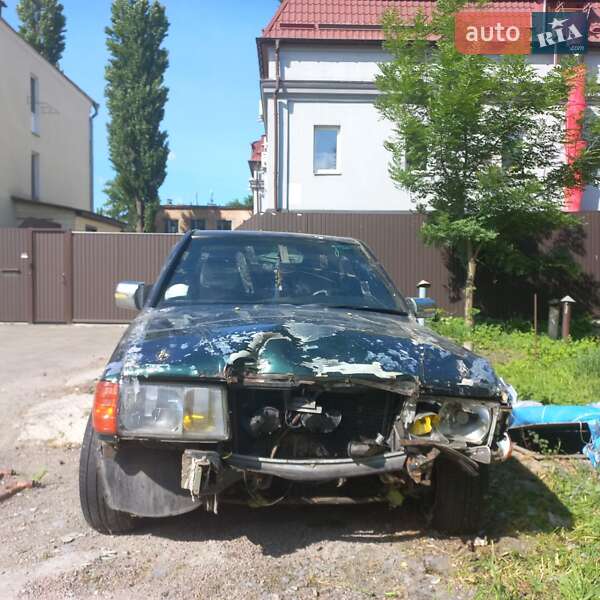 Седан Mercedes-Benz 190 1986 в Киеве