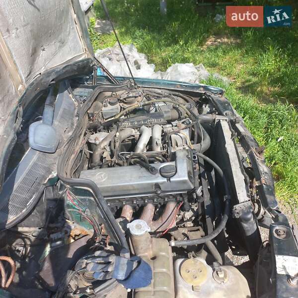 Седан Mercedes-Benz 190 1986 в Киеве