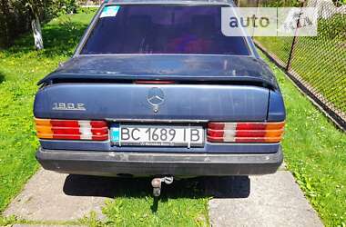 Седан Mercedes-Benz 190 1985 в Стрые