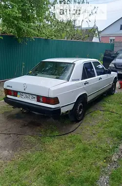 Mercedes-Benz 190 1987