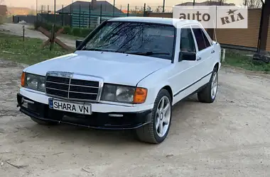 Mercedes-Benz 190 1987
