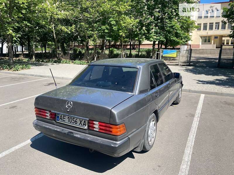Седан Mercedes-Benz 190 1992 в Николаеве