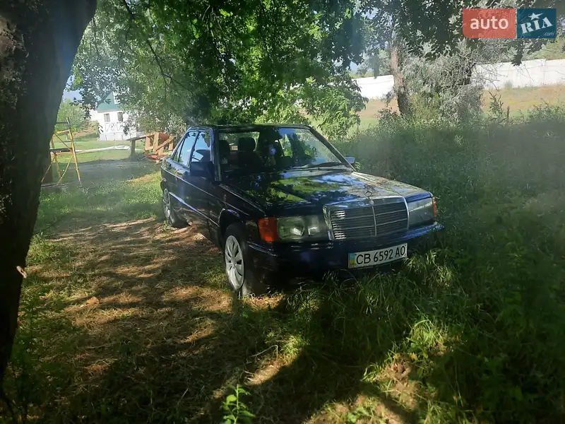 Mercedes-Benz 190